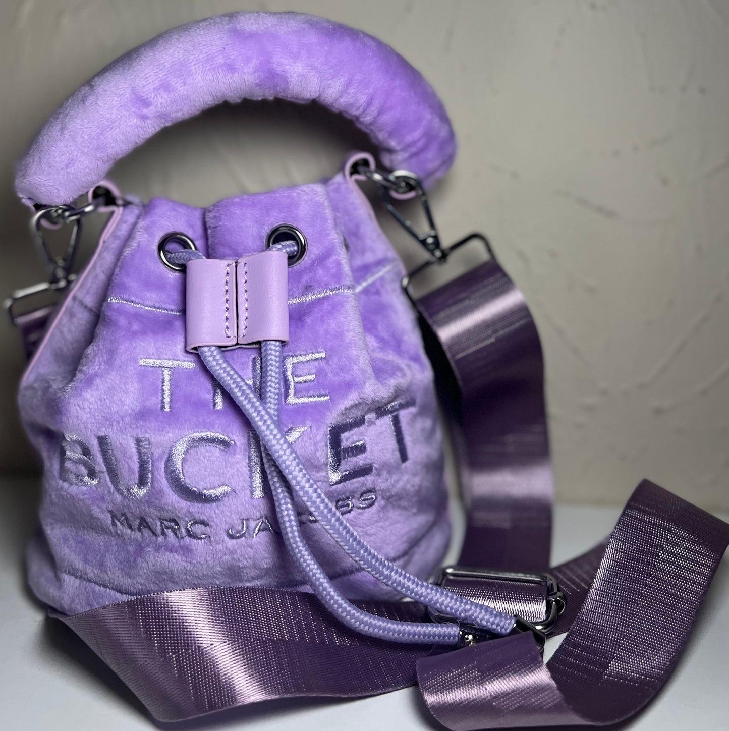 BUCKET BAGS