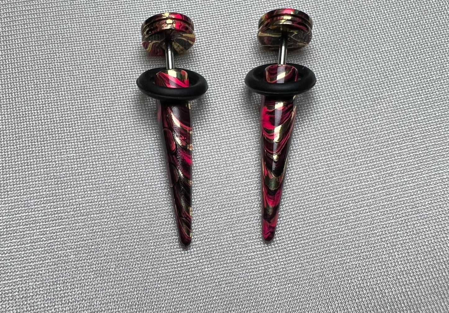 Fake Tapers with Black O-Ring